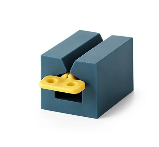 Twist’nSqueeze™ Toothpaste Helper